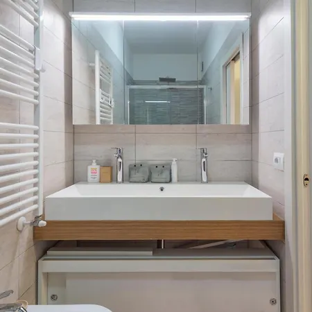 Apartment Comodo Vicino A Stazione Centrale - Brianza Master Guest Milan