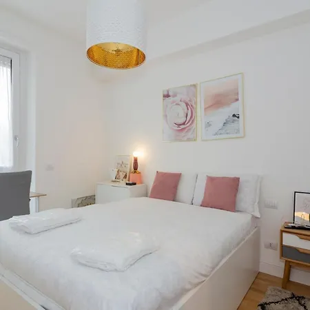 Comodo Vicino A Stazione Centrale - Brianza Master Guest Apartment *